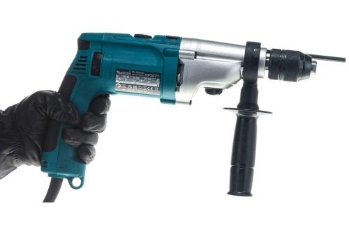 Двухскоростная ударная дрель Makita HP2071 фото 2 Двухскоростная ударная дрель Makita HP2071 фото фото 2